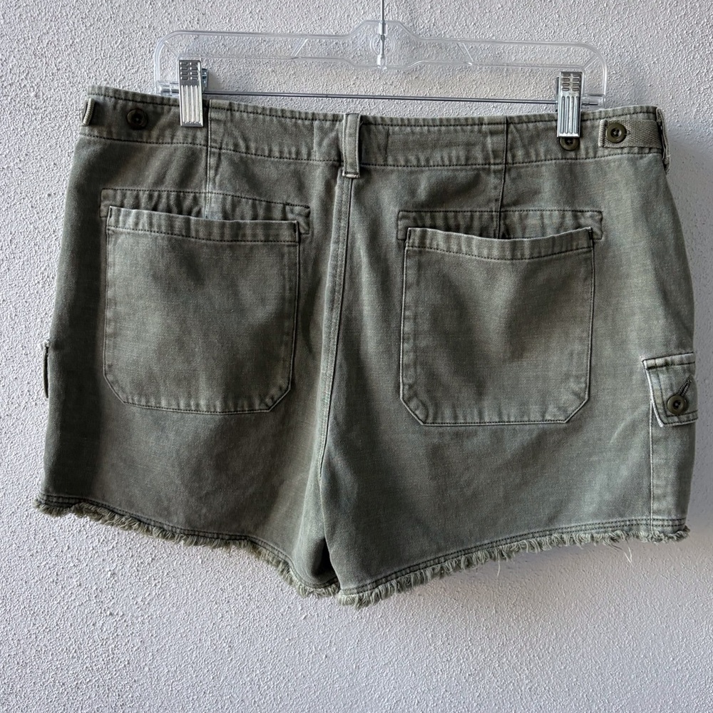 Lucky Brand Olive Green Size 32 Cargo Short Cotton Raw Hem Pocket Grunge Utility - Picture 6 of 16